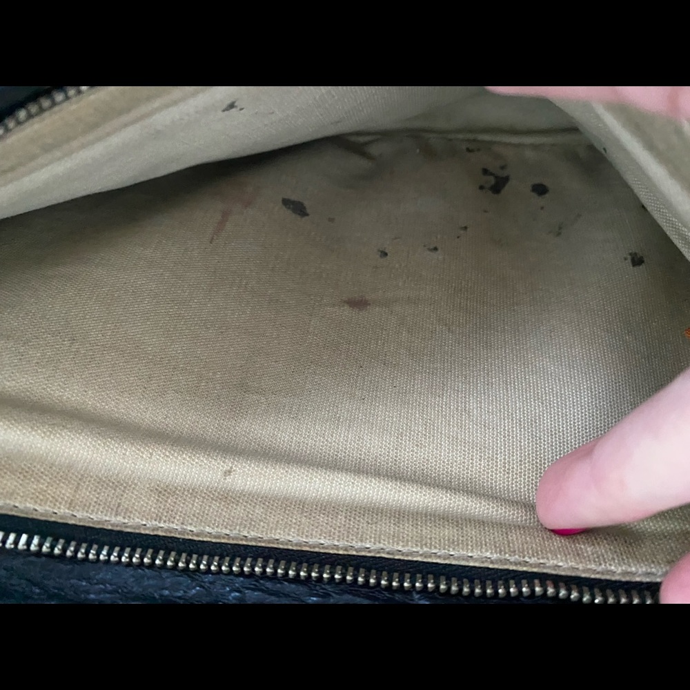 Authentic Tory Burch Reva  Clutch - Picture 8 of 9